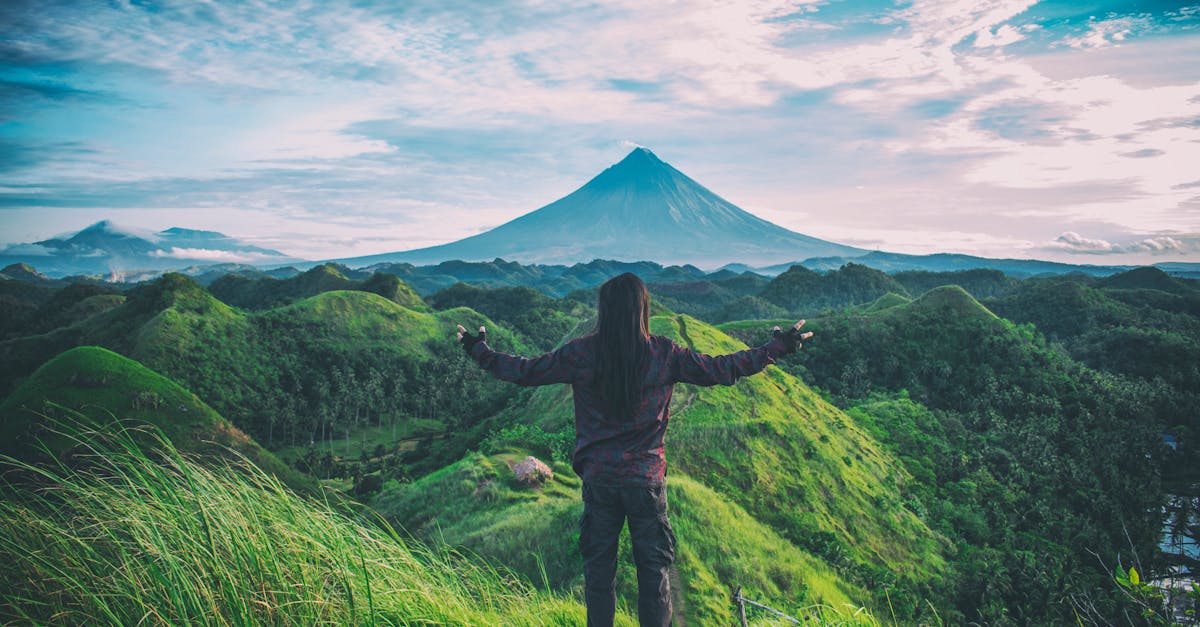 découvrez l'univers fascinant de l'aventure, où chaque pas vous rapproche de nouvelles expériences palpitantes. que vous soyez amateur de randonnées, explorateur de contrées lointaines ou passionné d'activités extrêmes, plongez dans un monde riche en sensations et en découvertes inoubliables.