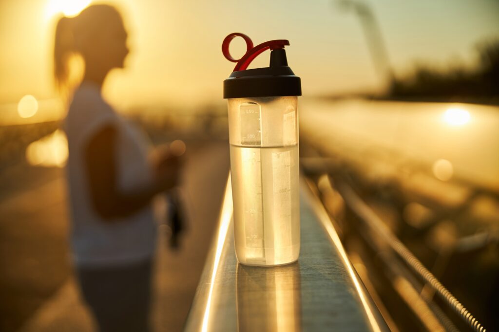 Image pour Bonnes pratiques d’hydratation : stratégies efficaces selon son profil et son sport Image pour Bonnes pratiques d’hydratation : stratégies efficaces selon son profil et son sport