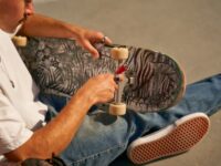 Image principale pour Guide complet du skateboard : tout savoir sur les différents types de planches