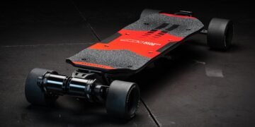 découvrez notre sélection de planches à roulettes électriques innovantes. idéales pour des déplacements rapides et amusants, nos skateboards électriques allient design moderne et performance. parfaits pour les urbanites en quête de liberté sur roues.