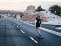 découvrez l'univers du skateboard : astuces, techniques, tendances et conseils pour débutants et riders confirmés. plongez dans la passion du glisse et explorez notre sélection de planches et accessoires pour vous faire rider comme un pro !