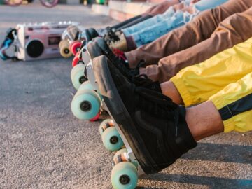 découvrez notre sélection de châssis de skateboard, conçus pour allier performance et durabilité. parfaits pour les riders de tous niveaux, nos châssis offrent une maniabilité optimale et un style inégalé. transformez votre expérience de skating avec nos produits de qualité.