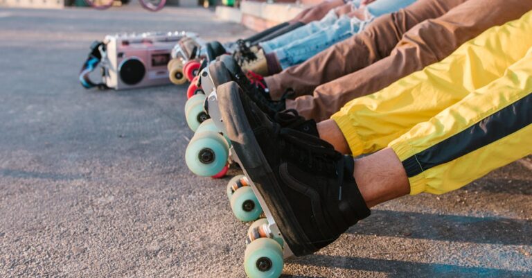 découvrez notre sélection de châssis de skateboard, conçus pour allier performance et durabilité. parfaits pour les riders de tous niveaux, nos châssis offrent une maniabilité optimale et un style inégalé. transformez votre expérience de skating avec nos produits de qualité.