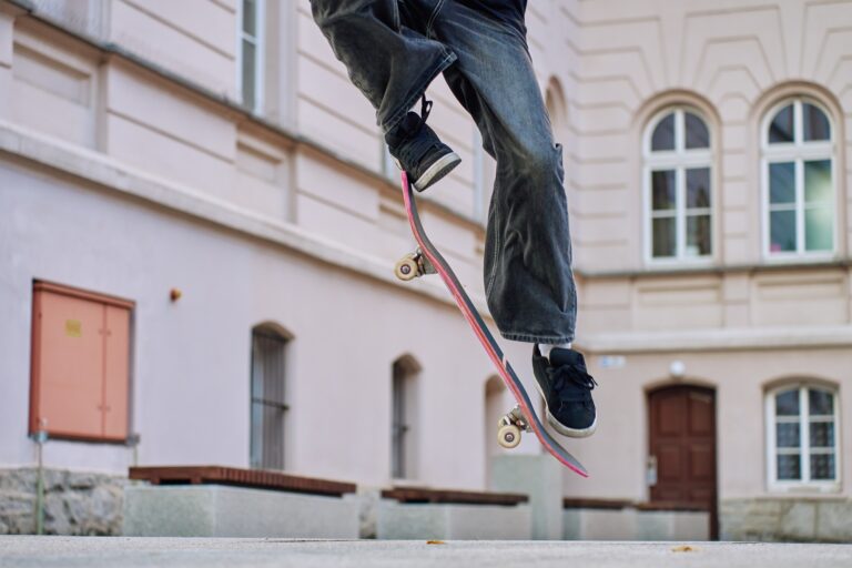 Image principale pour Comment un simple push dans la rue peut devenir ton meilleur outil de bien-être quotidien