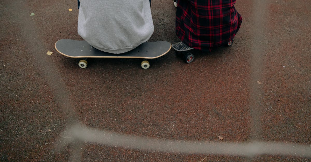découvrez l'univers passionnant des skateboarders : astuces, techniques, équipements, et tendances. plongez dans la culture du skate et inspirez-vous des meilleures performances sur planche !