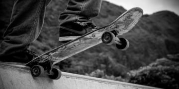 découvrez l'univers captivant du skateboard : techniques, conseils pour débutants, dernières tendances, et le lifestyle qui entoure ce sport urbain emblématique. rejoignez la communauté des passionnés et trouvez l'inspiration pour vos prochaines sessions de glisse !