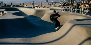 rejoignez-nous pour une compétition de skateboarding palpitante où les meilleurs riders s'affrontent dans des épreuves spectaculaires. assistez à des tricks époustouflants, à une ambiance électrique et à des moments inoubliables, le tout dans un cadre convivial et dynamique.