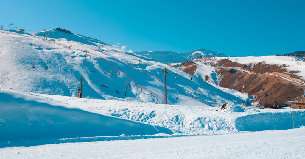 découvrez comment les poids de ski influencent votre performance sur les pistes. apprenez à choisir le bon équipement pour améliorer votre équilibre et votre technique tout en vous amusant pendant vos sessions de ski.
