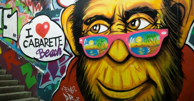 découvrez les différentes formes de vandalisme, leurs impacts sur la société et les méthodes de prévention. une exploration essentielle pour comprendre ce phénomène et ses répercussions sur notre environnement et notre patrimoine.