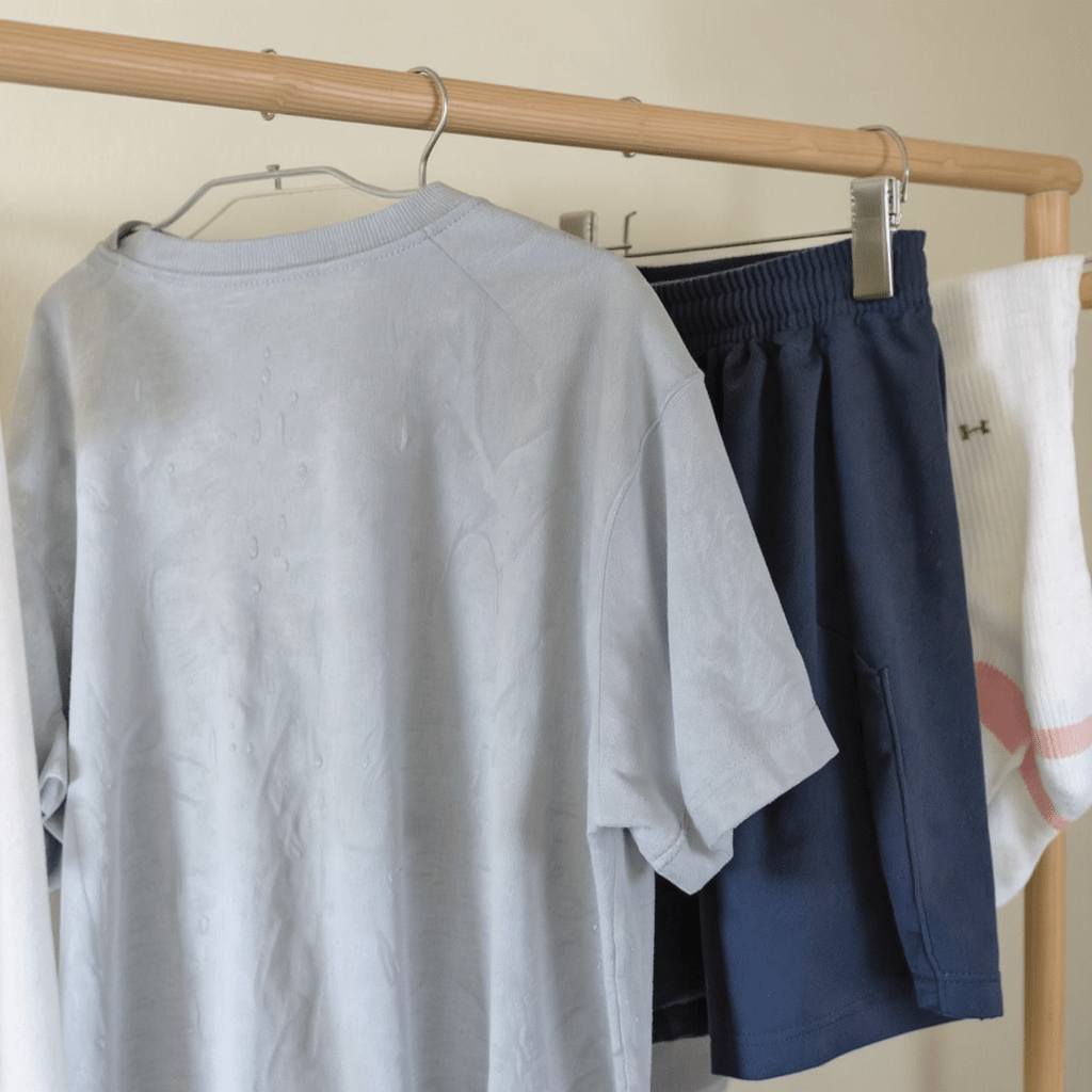 découvrez la technologie polygiene, une solution innovante qui garantit une fraîcheur durable à vos vêtements, en neutralisant les odeurs pour un confort longue durée.